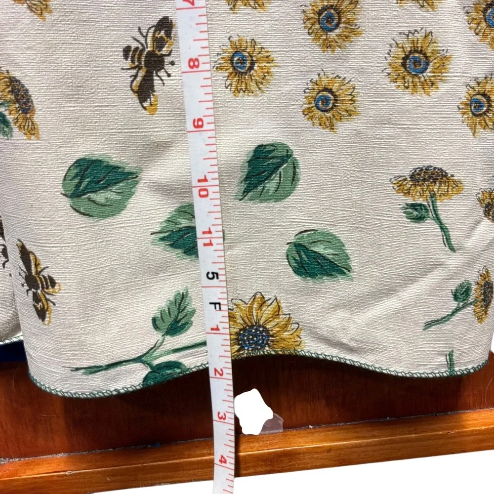 Cottagecore Unbranded Sunflower Bee Print Rectangular Tablecloth 60x84 Cream‎